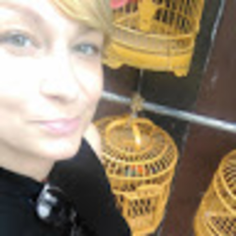 Meet your Posher, Valerie